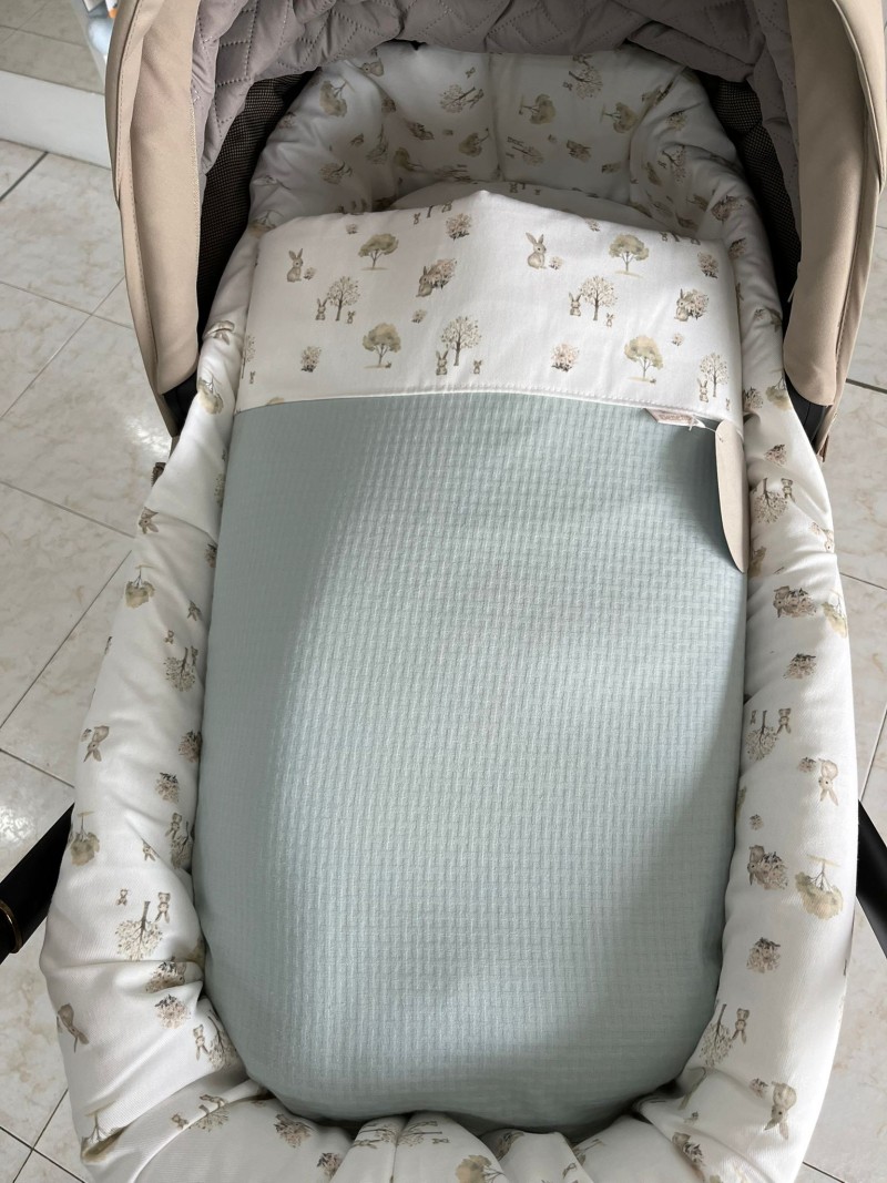 CONJUNTO CUBRECAPAZO, SACO Y BOLSO CONEJITO ÁRBOL MINT