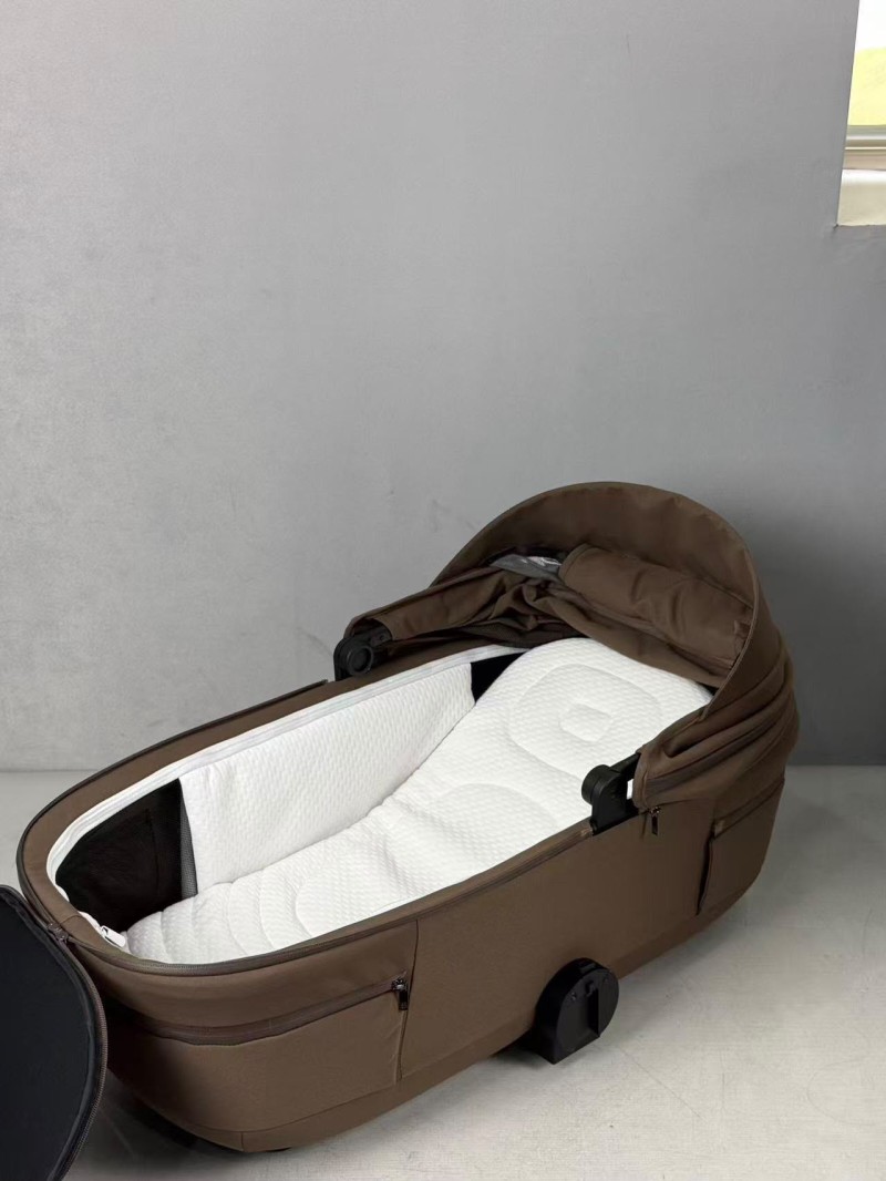 CARRO DADA ASH